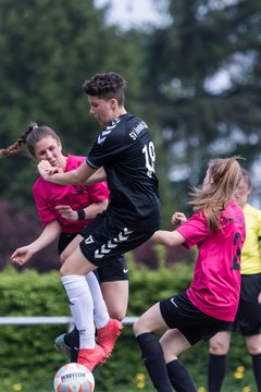 Bild 141 - B-Juniorinnen Pokalfinale SV Henstedt Ulzburg - SG Holstein Sued : 2:0